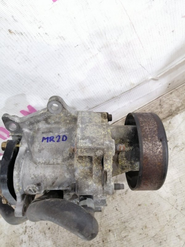 Помпа X-trail T31 MR20 Помпа X-trail T31 MR20