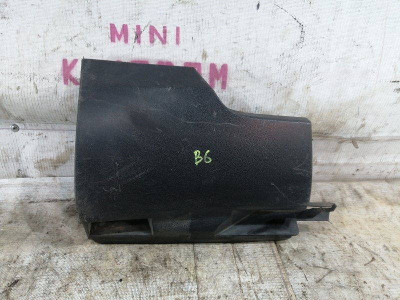 Накладка порога задняя правая Volkswagen Passat 2009 B6 Variant BZB 3C0853898 контрактная