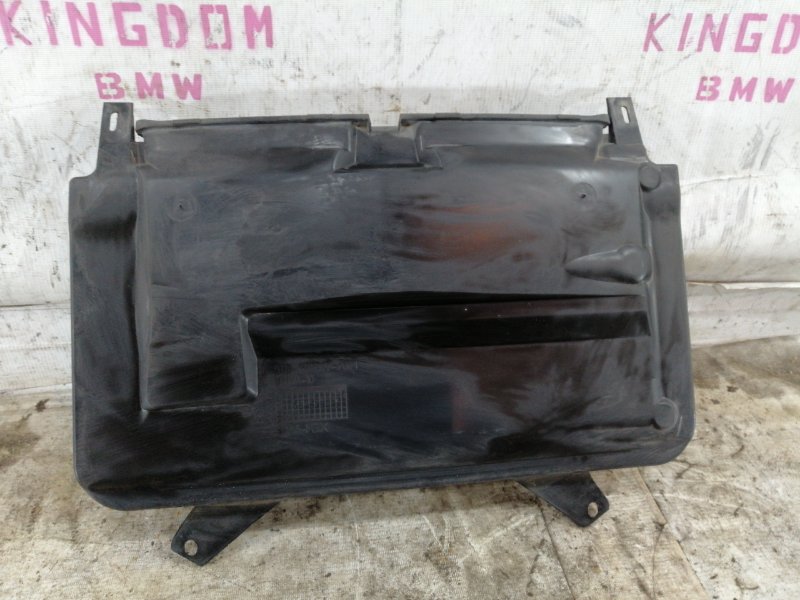 Запчасть воздуховод MINI Cooper S 2007 R52 W11 51137155597 контрактная Воздуховод MINI Cooper S 2007 R52 W11 51137155597 контрактная