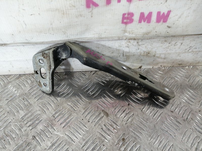 Петля капота передняя правая A6 2005 C6 BDW Петля капота передняя правая A6 2005 C6 BDW