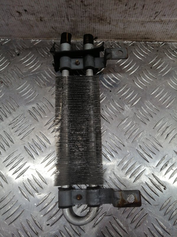 Радиатор гура G35 V36 Радиатор гура G35 V36