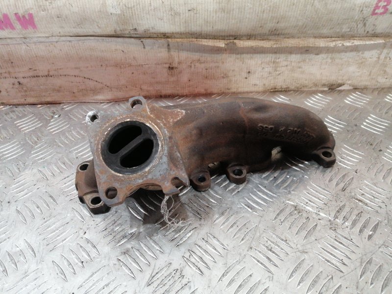 Коллектор выпускной Clubman S 2012 R55LCI N18B16A Коллектор выпускной Clubman S 2012 R55LCI N18B16A