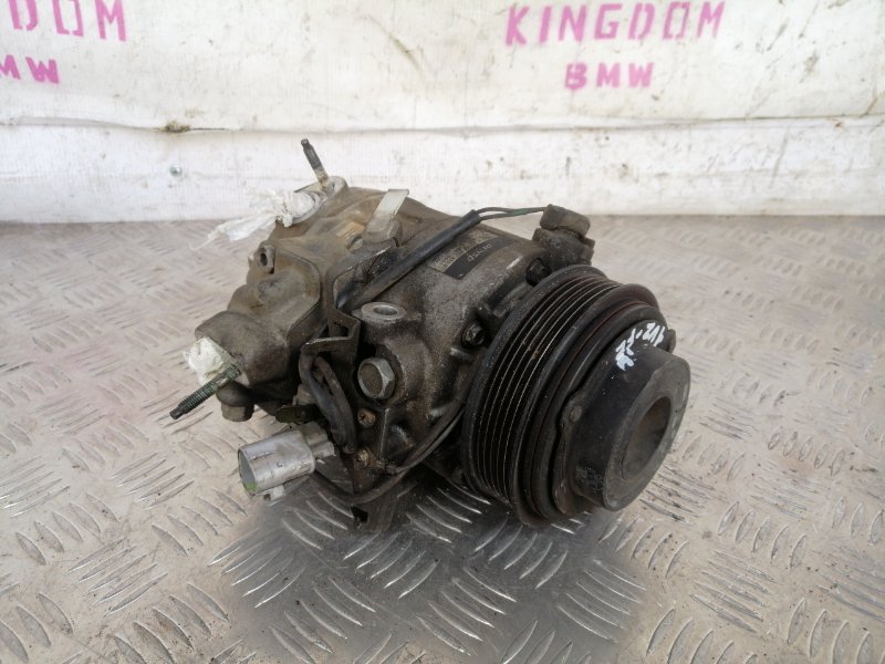 Компрессор кондиционера Toyota Celsior UCF30 1UZ-FE 883203A230 контрактная