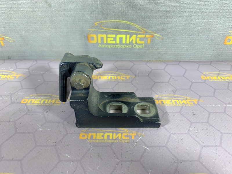 Петля двери верхняя передняя правая Opel Corsa D 13180564 Б/У