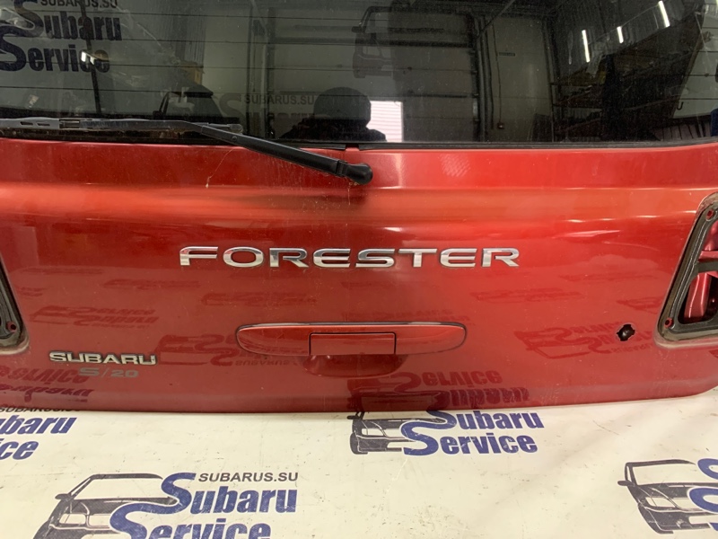 Дверь багажника Forester 2000 SF5 EJ201
