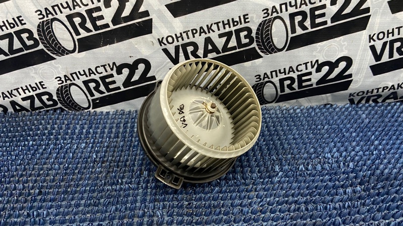 Мотор печки Toyota Vista Ardeo 2001 AZV50 1AZ-FSE 87103-32040 контрактная