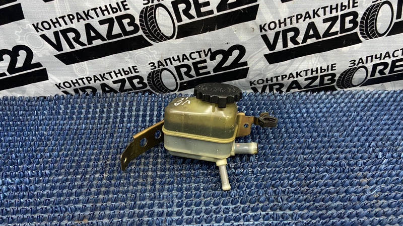 Бачок гидроусилителя Toyota Vista Ardeo 2002 AZV50-0003574 1AZ-FSE 44360-20150 контрактная