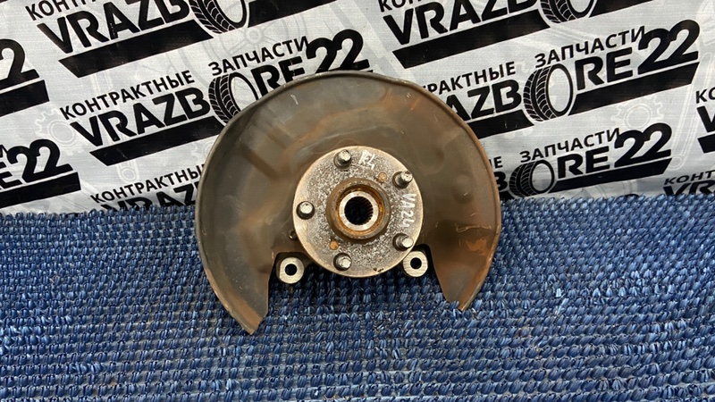 Ступица передняя левая Toyota Vista Ardeo 2000 SV50-0051825 3S-FSE 43212-32120 контрактная