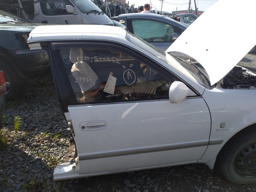Дверь передняя правая Corolla 1996 CE114 2C