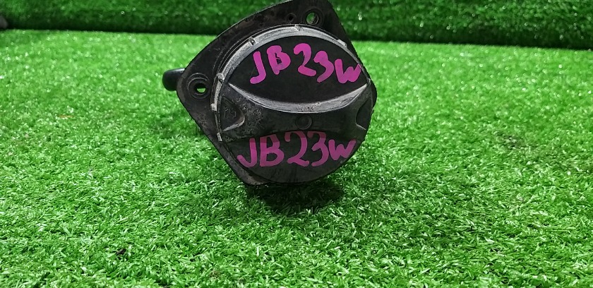 Горловина бака SUZUKI Jimny JB23W K6A Горловина бака SUZUKI Jimny JB23W K6A