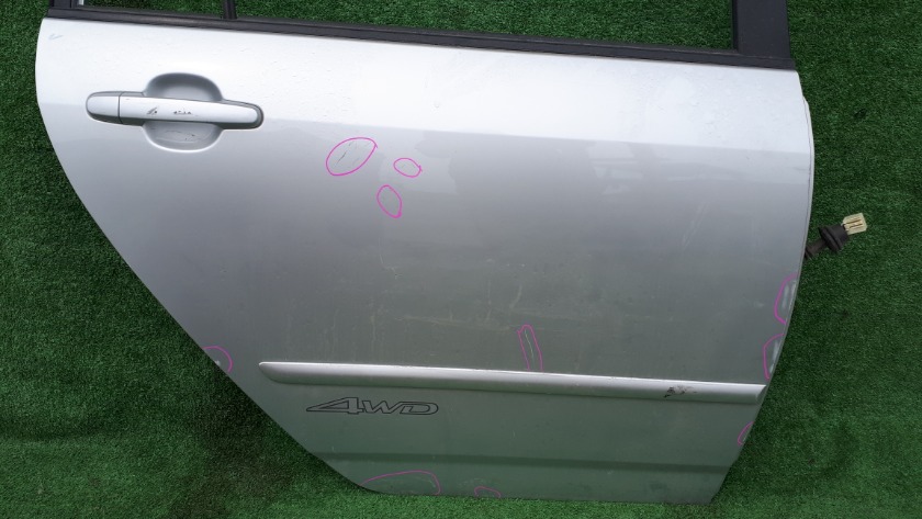 Дверь задняя правая TOYOTA Corolla Runx NZE124 контрактная
