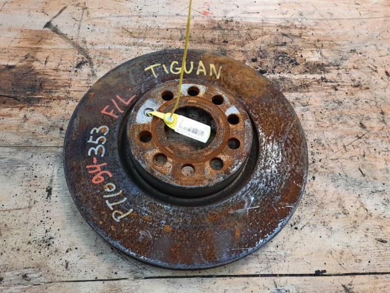 Тормозной диск передний левый VOLKSWAGEN TIGUAN 2010 5N1 CAWB 1K0615301AA контрактная