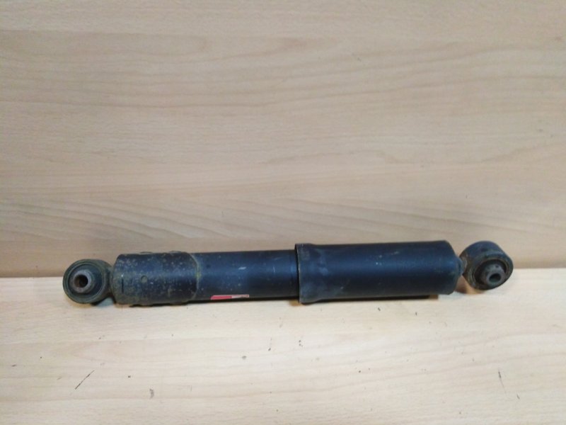 Задние амортизаторы на рав 4 в ульяновске с разбора. Задние амортизаторы на тойоту рав 4. 48531-42231 амортизатор задний. Задние амортизаторы рав 4. 4853142490.