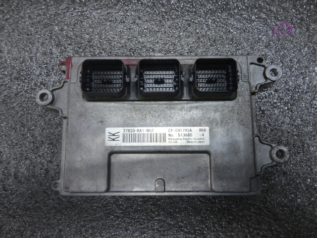 Блок управления двигателем Honda Crossroad 2007-2010 RT3 R20A 37820RA1N52 Б/У