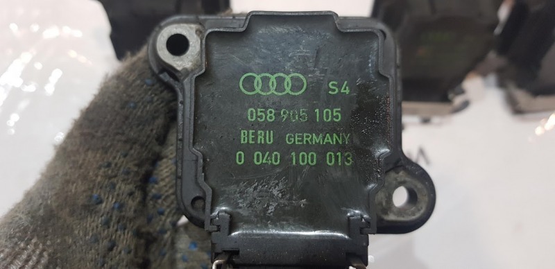 Катушка зажигания Audi A4 B5 Quattro Sedan 1.8 AEB