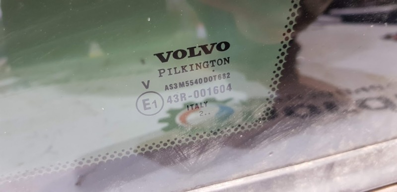 Стекло глухое заднее правое XC90 2003 Универсал 2.9 B6294T Стекло глухое заднее правое XC90 2003 Универсал 2.9 B6294T