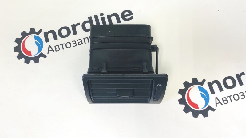 Дефлектор обдува передний правый Mondeo 2004 3 1.8 CHBA Duratec