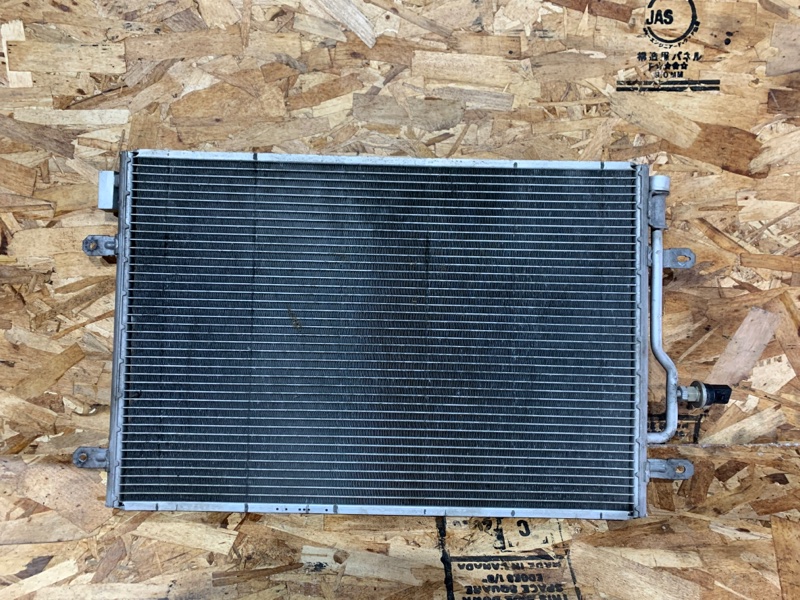 Радиатор кондиционера Audi А6 C5 3.0 ASN