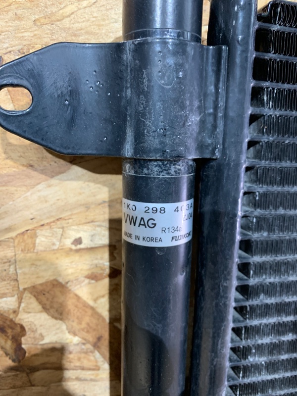 Радиатор кондиционера Volkswagen Jetta 5 1.4 CAV