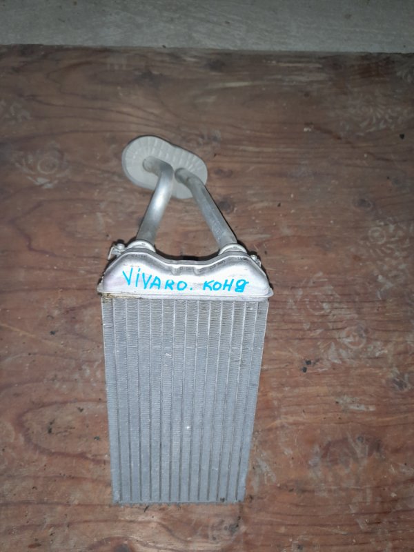 Радиатор печки Vivaro 2002-2010 A