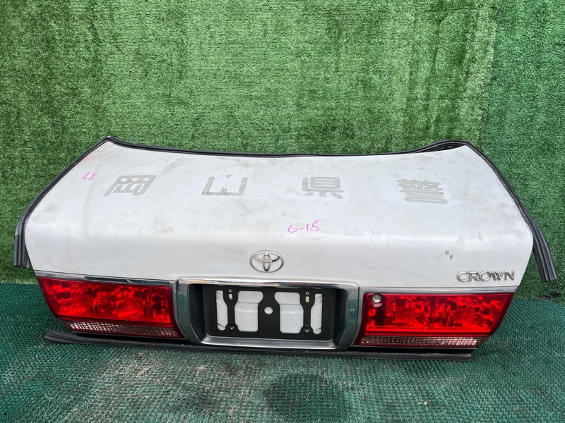 Крышка багажника Toyota Crown JZS175 контрактная