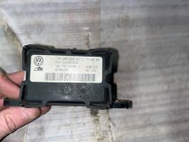 Датчик ускорения AUDI