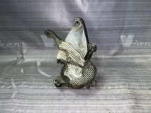 Опора двигателя левая AUDI