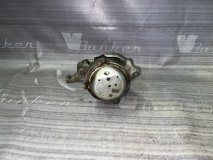 Опора двигателя левая AUDI