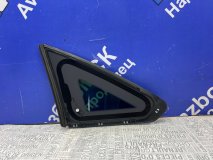 Форточка правая Renault Arkana