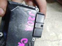 Дроссельная заслонка Suzuki SX4 YB41S 2008 J20A