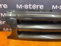Решетка радиатора Land Rover Discovery L319 2005 406PN