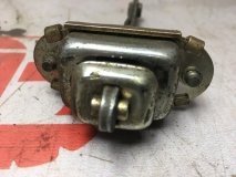 Ограничитель двери правый передний NISSAN MISTRAL KR20