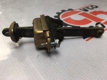 Ограничитель двери правый передний NISSAN MISTRAL KR20