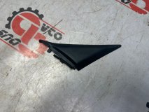 Уголок двери правый передний TOYOTA Crown Majesta JZS155 1996 2JZGE Уголок двери правый передний TOYOTA Crown Majesta JZS155 1996 2JZGE