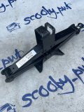 Домкрат Subaru Forester SG5 2004 EJ-202