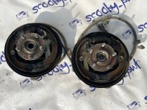 Задние ступицы заднее Subaru Forester SG5 2004 EJ-202