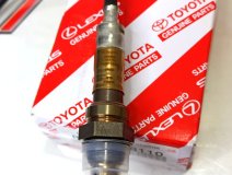 Датчик кислорода Toyota Denso 8946748110