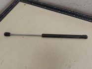 Амортизатор крышки багажника правый AUDI A8 2 поколение 2003 BFM. 4200CC / 334hp / 246kW