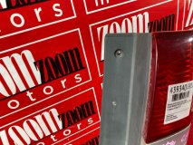 Фонарь (Стоп-сигнал) правый задний MAZDA BONGO FRIENDEE SG5W 1995-2005 J5-D