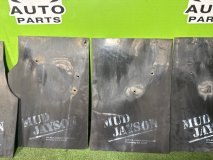 Брызговики комплект NISSAN MISTRAL R20 1996 TD27B Брызговики комплект NISSAN MISTRAL R20 1996 TD27B