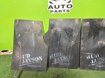 Брызговики комплект NISSAN MISTRAL R20 1996 TD27B Брызговики комплект NISSAN MISTRAL R20 1996 TD27B