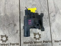 Тройник системы охлаждения Mazda 6 (GH) 2007 LF17