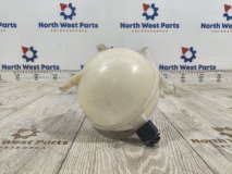 Бачок гидроусилителя Skoda Superb 2011 CFFB Бачок гидроусилителя Skoda Superb 2011 CFFB