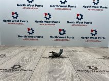 Петля двери левая задняя Mitsubishi Carisma 2002 1.6 4G92