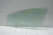 Стекло двери левое переднее Ford Focus CEW 2015