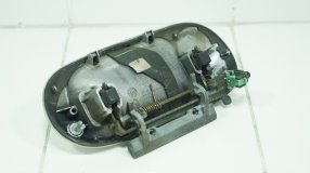 Ручка двери левая задняя Lincoln Navigator U228 2002+