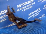 Педаль тормоза Toyota Crown седан 1995