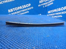 Направляющая стекла двери Bmw E34 седан 1990