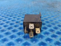 Реле Audi A4B5 седан 1997 ADP