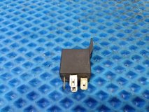 Реле Audi A4B5 седан 1997 ADP